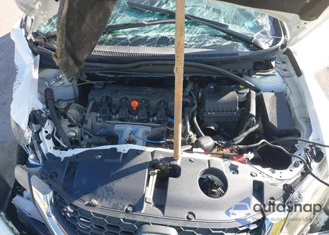 2015 Honda Civic Lx z USA, uszkodzony, nr VIN 19XFB2F59FE212561